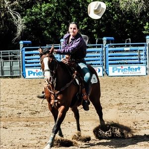 Meet your Posher, Kaylee